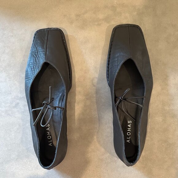 Alohas -Black Leather Ballet Flats - Picture 6 of 6